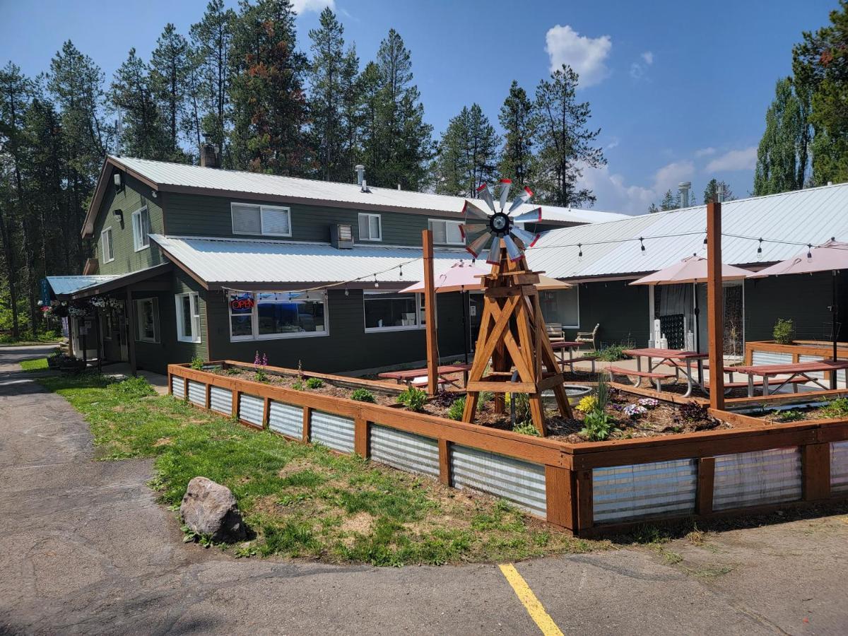 Moose Creek Resort West Glacier Dış mekan fotoğraf